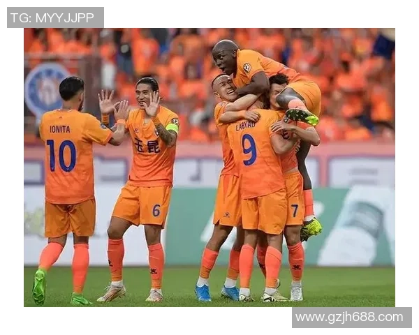 广州篮球队以54分领跑精英赛积分榜展现强大实力